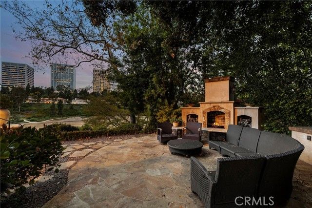 7 Lochmoor, Newport Beach, CA 92660