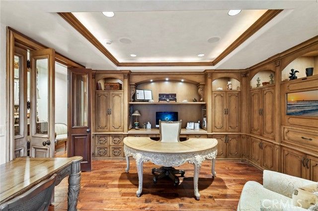 7 Lochmoor, Newport Beach, CA 92660