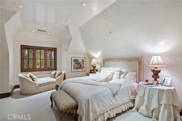 7 Lochmoor, Newport Beach, CA 92660