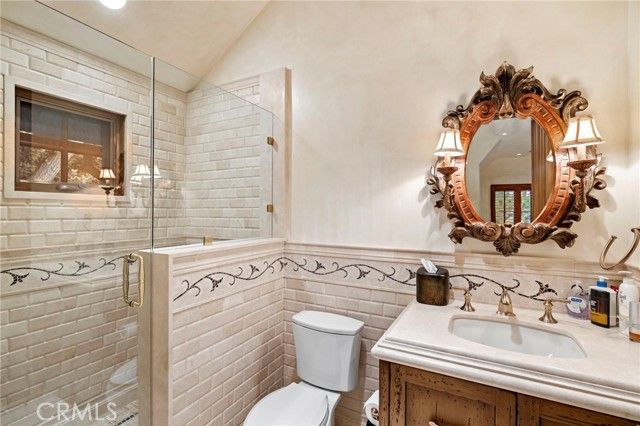 7 Lochmoor, Newport Beach, CA 92660