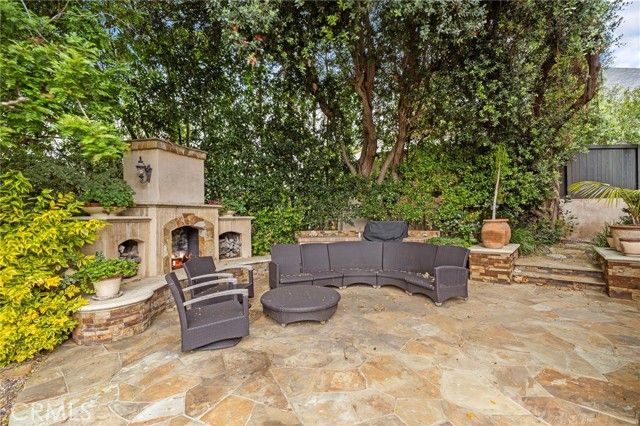 7 Lochmoor, Newport Beach, CA 92660