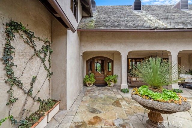 7 Lochmoor, Newport Beach, CA 92660