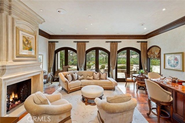 7 Lochmoor, Newport Beach, CA 92660