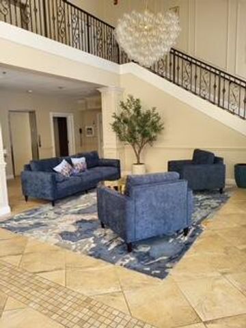 10215 N Circle Lake Drive 101, Boynton Beach, FL 33437