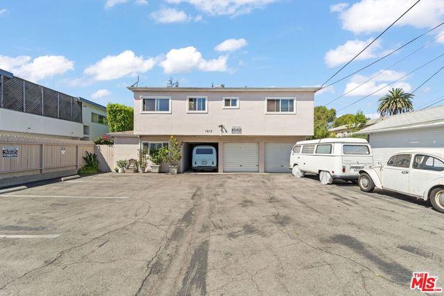 1517 Harvard Street 3, Santa Monica, CA 90404