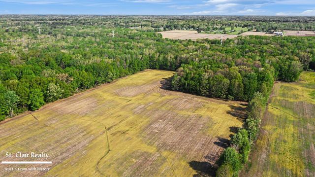 6556 Fred W. Moore Highway, St Clair Twp, MI 48079