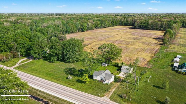 6556 Fred W. Moore Highway, St Clair Twp, MI 48079