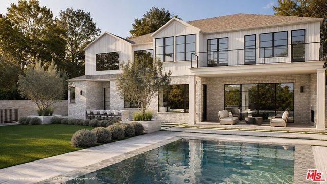 434 Chautauqua Boulevard, Pacific Palisades, CA 90272