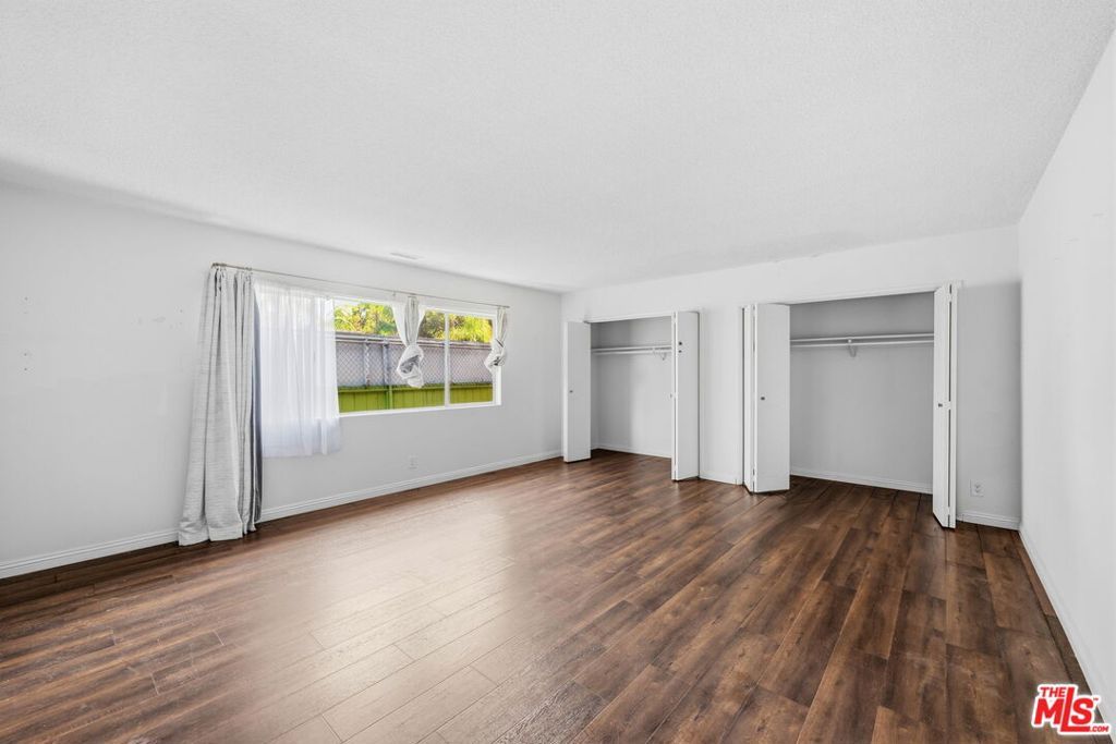 Image 7 of property listing at 434 Chautauqua Boulevard, Pacific Palisades, CA 90272