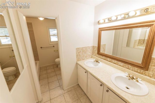 1049 Denver Street, Calhan, CO 80808