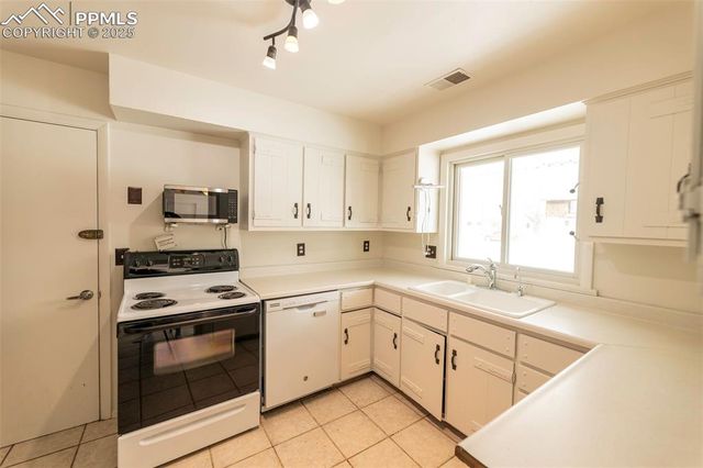 1049 Denver Street, Calhan, CO 80808