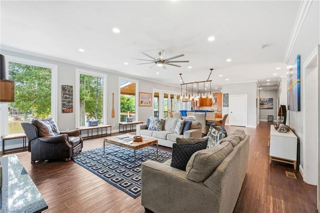 1902 Riverview Road Extension, Lexington, NC 27292
