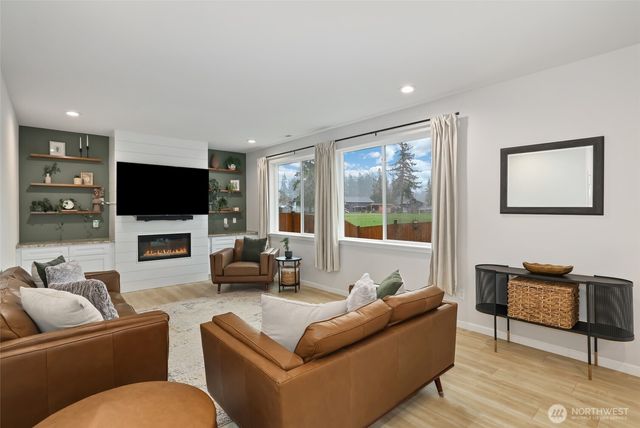 704 153rd Street Ct E, Tacoma, WA 98445