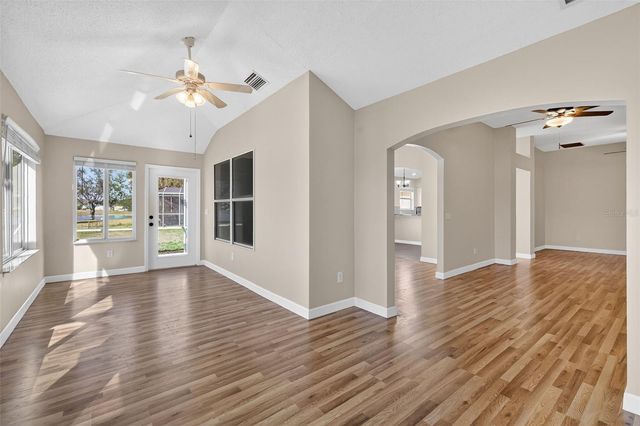 906 CAMINO DEL REY DRIVE, The Villages, FL 32159