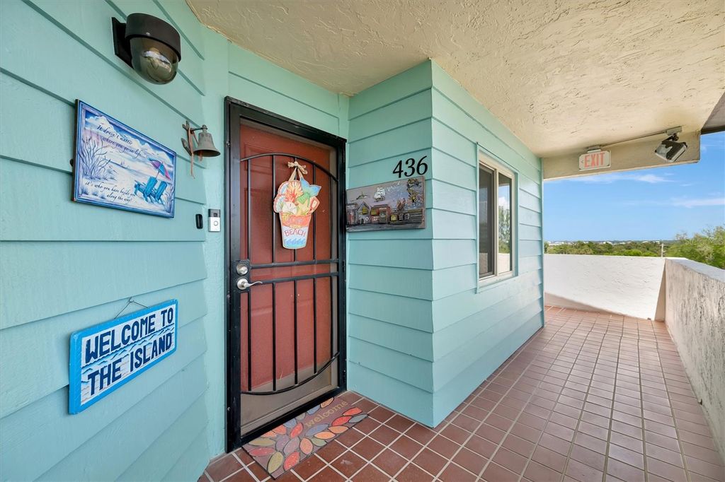 Image 2 of property listing at 9604 CORTEZ ROAD W 436, Bradenton, FL 34210