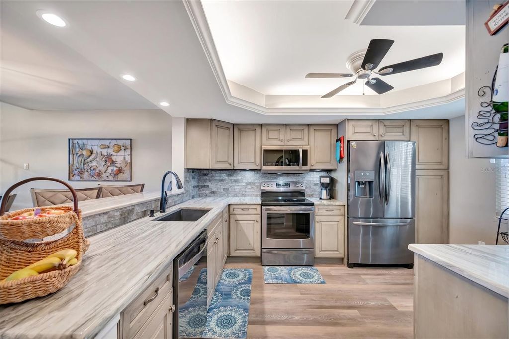 Image 17 of property listing at 9604 CORTEZ ROAD W 436, Bradenton, FL 34210