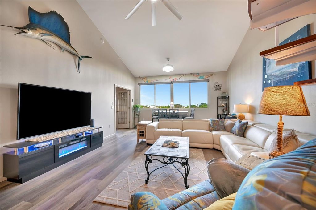 Image 20 of property listing at 9604 CORTEZ ROAD W 436, Bradenton, FL 34210