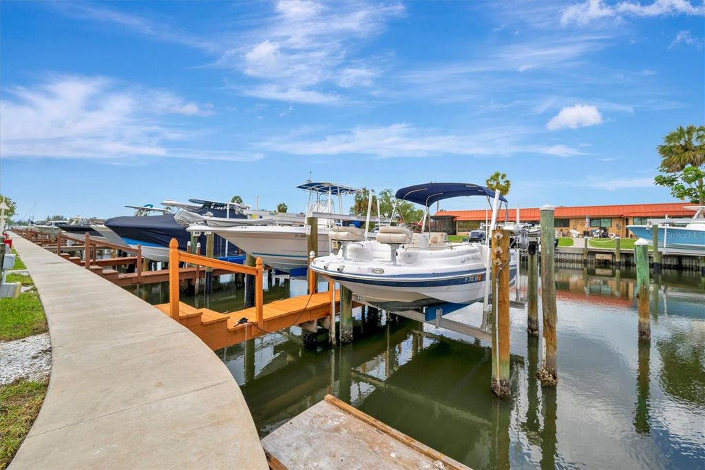 Image 3 of property listing at 9604 CORTEZ ROAD W 436, Bradenton, FL 34210