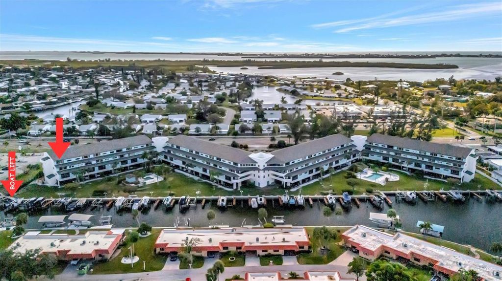 Image 63 of property listing at 9604 CORTEZ ROAD W 436, Bradenton, FL 34210