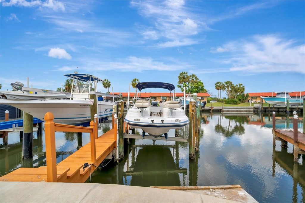 Image 64 of property listing at 9604 CORTEZ ROAD W 436, Bradenton, FL 34210