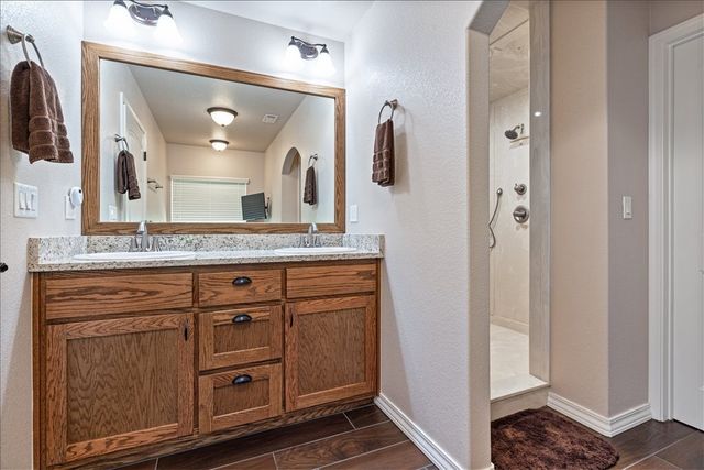 13817 N Mount Olive Road, Gravette, AR 72736