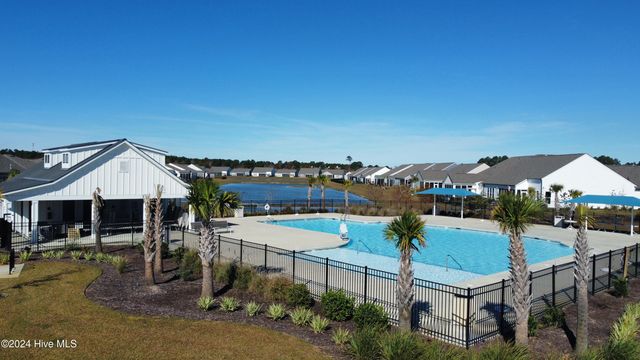 9463 Barnstormer Drive, Calabash, NC 28467