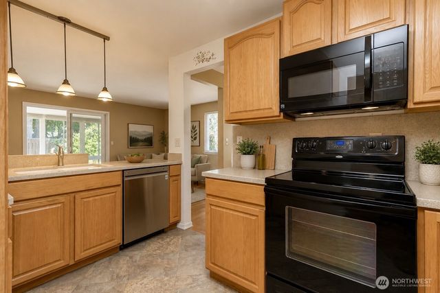 2904 Briarwood Court S, Puyallup, WA 98374