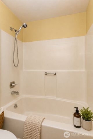 2904 Briarwood Court S, Puyallup, WA 98374