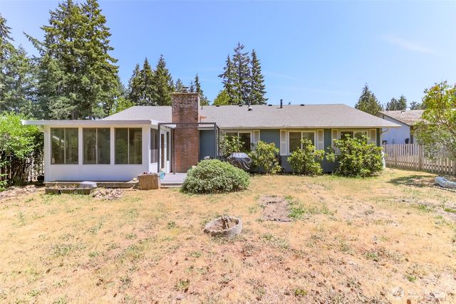 2904 Briarwood Court S, Puyallup, WA 98374