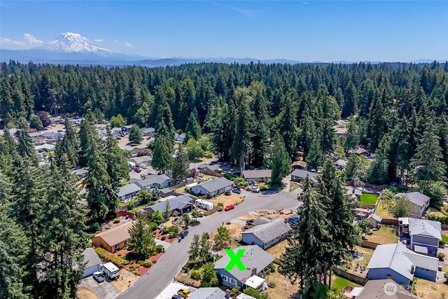 2904 Briarwood Court S, Puyallup, WA 98374