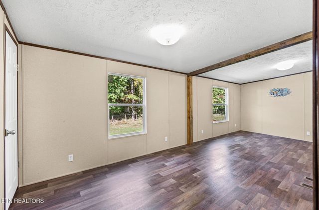 130 Dripping Springs Court, Monterey, TN 38574