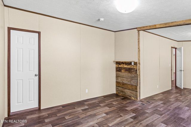 130 Dripping Springs Court, Monterey, TN 38574