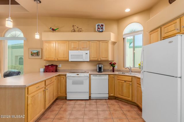 2406 W Via Di Silvio, Tucson, AZ 85741