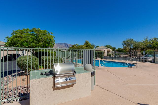 2406 W Via Di Silvio, Tucson, AZ 85741