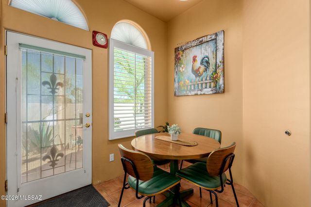 2406 W Via Di Silvio, Tucson, AZ 85741