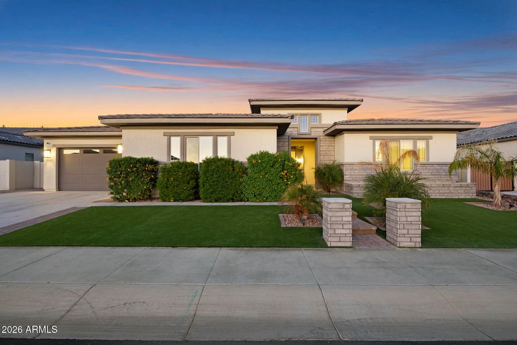 18134 W HIGHLAND Avenue, Goodyear, AZ 85395 — exterior