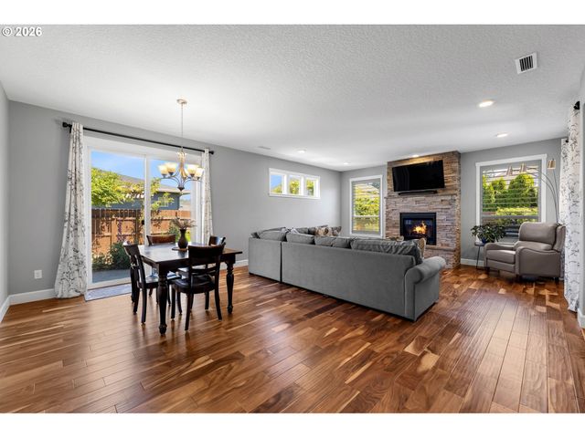 16903 Ne 80TH St, Vancouver, WA 98682