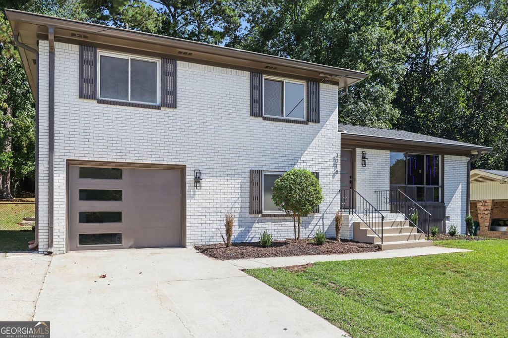 3018 Thrasher Circle, Decatur, GA 30032 — photo 4