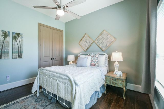 1682 Opal Trail, Willis, TX 77378