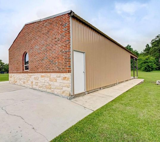 1682 Opal Trail, Willis, TX 77378