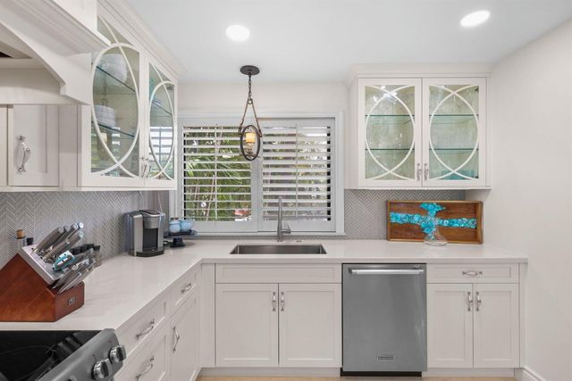 3010 NE 49th Street 7, Fort Lauderdale, FL 33308