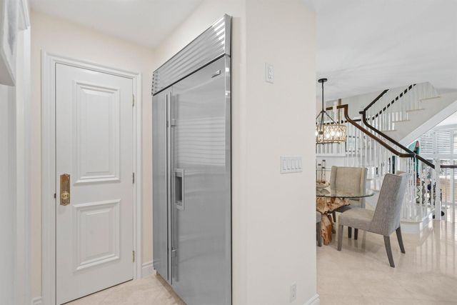 3010 NE 49th Street 7, Fort Lauderdale, FL 33308