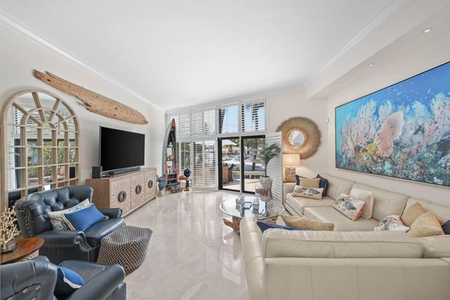3010 NE 49th Street 7, Fort Lauderdale, FL 33308
