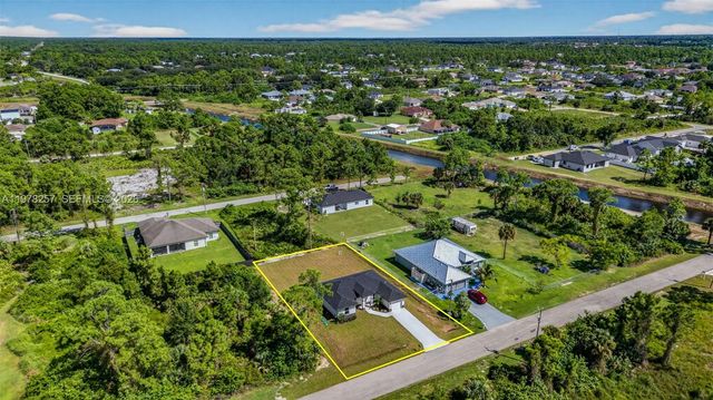 2916 Dora, Lehigh Acres, FL 33974