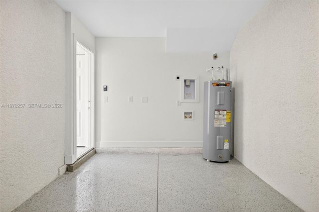 2916 Dora, Lehigh Acres, FL 33974