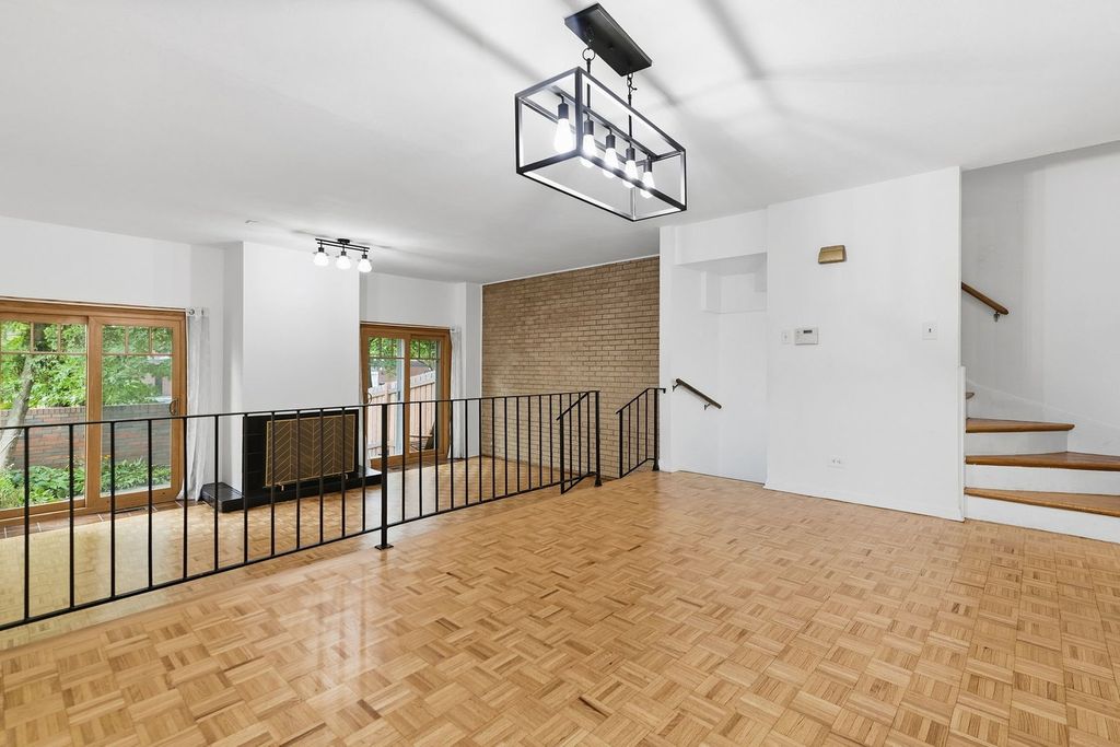 1174 E 53rd Street, Chicago, IL 60615 — photo 3