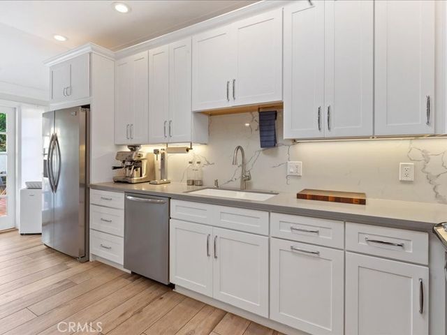 8 Sandbar Drive, Corona Del Mar, CA 92625