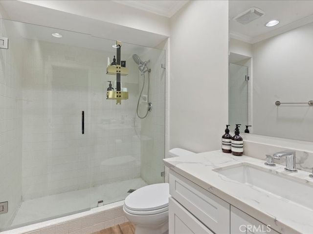 8 Sandbar Drive, Corona Del Mar, CA 92625