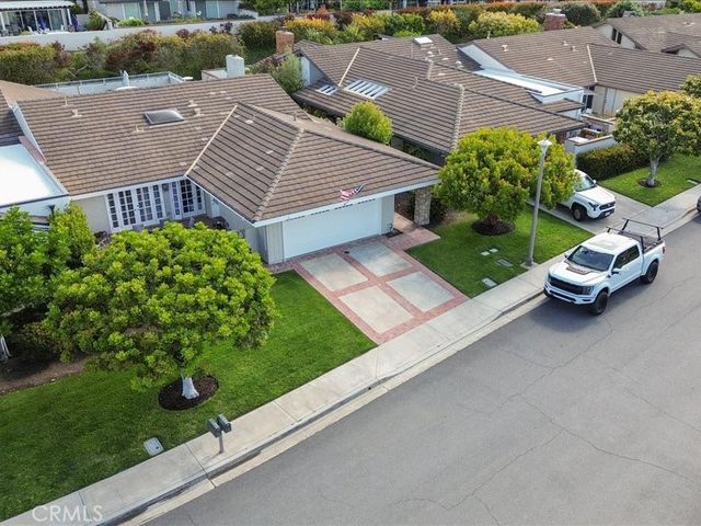 8 Sandbar Drive, Corona Del Mar, CA 92625