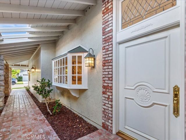 8 Sandbar Drive, Corona Del Mar, CA 92625